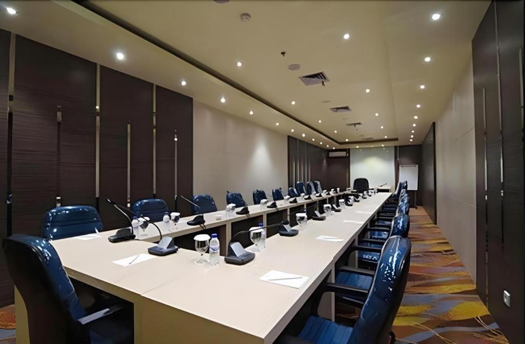 โรงแรมอเรีย บาริโต บันจาร์มาซิน ภายนอก รูปภาพ